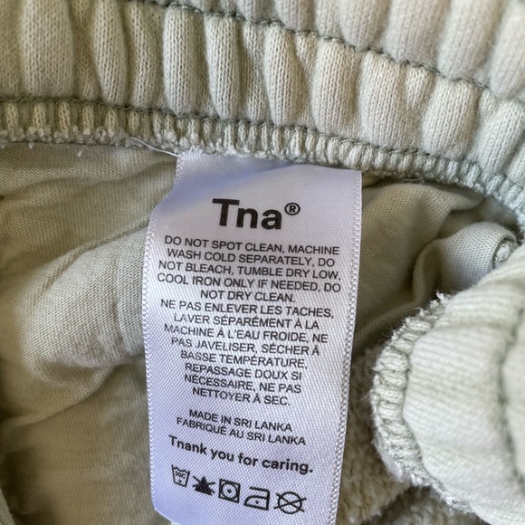 Aritzia TNA Cozy AF Sweatpants - Picture 8 of 10